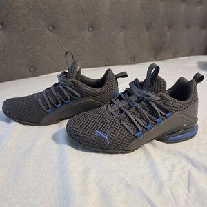 Puma Men's Gray and Blue Athletic Shoes